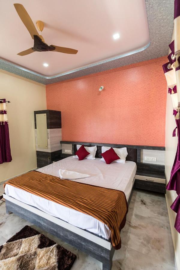 Krishna Homestay Hampi Buitenkant foto